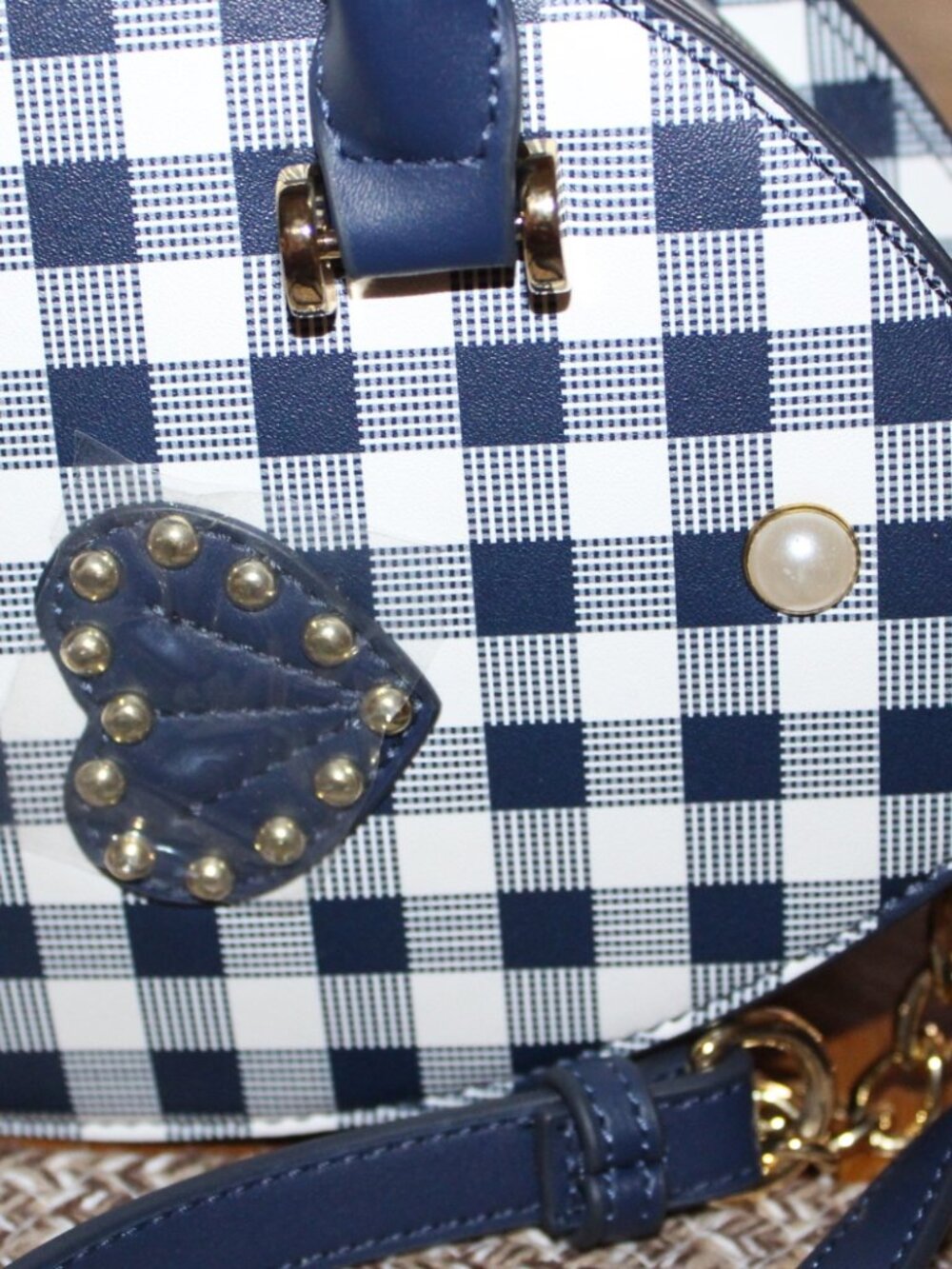 NWT Betsey Johnson XOSEA Fish Crossbody Purse SWEET and FUN! Make a statement! - Picture 5 of 16